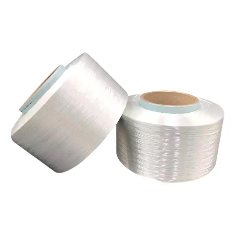 ມີຄວາມແຕກຕ່າງທີ່ສໍາຄັນໃນການເຂົ້າກັນໄດ້ຂອງເສັ້ນດ້າຍທີ່ຮ້ອນກັບຈຸດທີ່ແຕກຕ່າງກັນໃນເວລາທີ່ຈັບຄູ່ກັບຜ້າທີ່ແຕກຕ່າງກັນ, ເຊັ່ນ: ຂົນແລະຝ້າຍ?